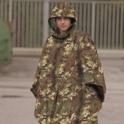 Mil-Tec RipStop Poncho vegetato woodland